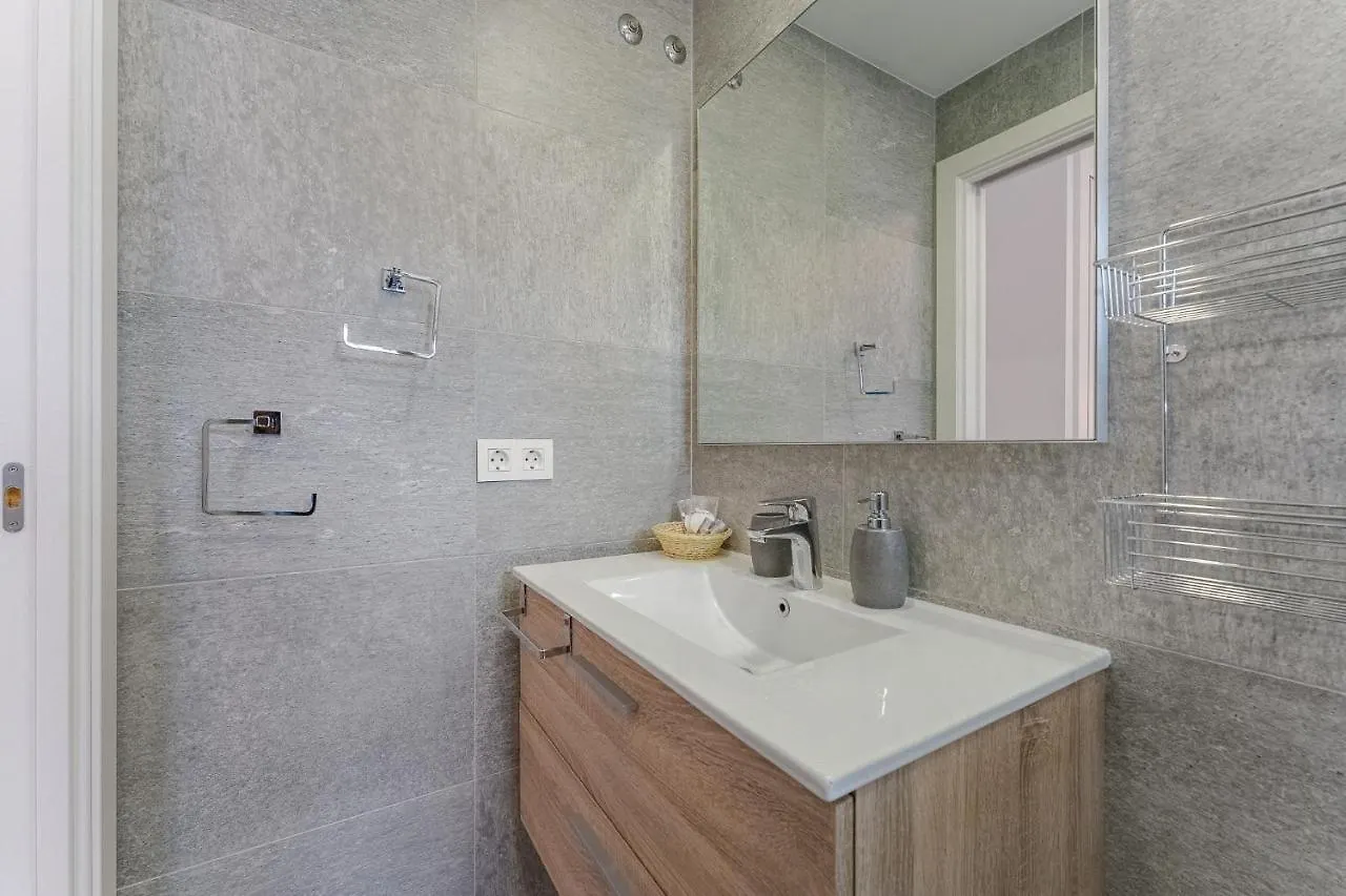 דירה אדחה Townhouse With Three Bedrooms