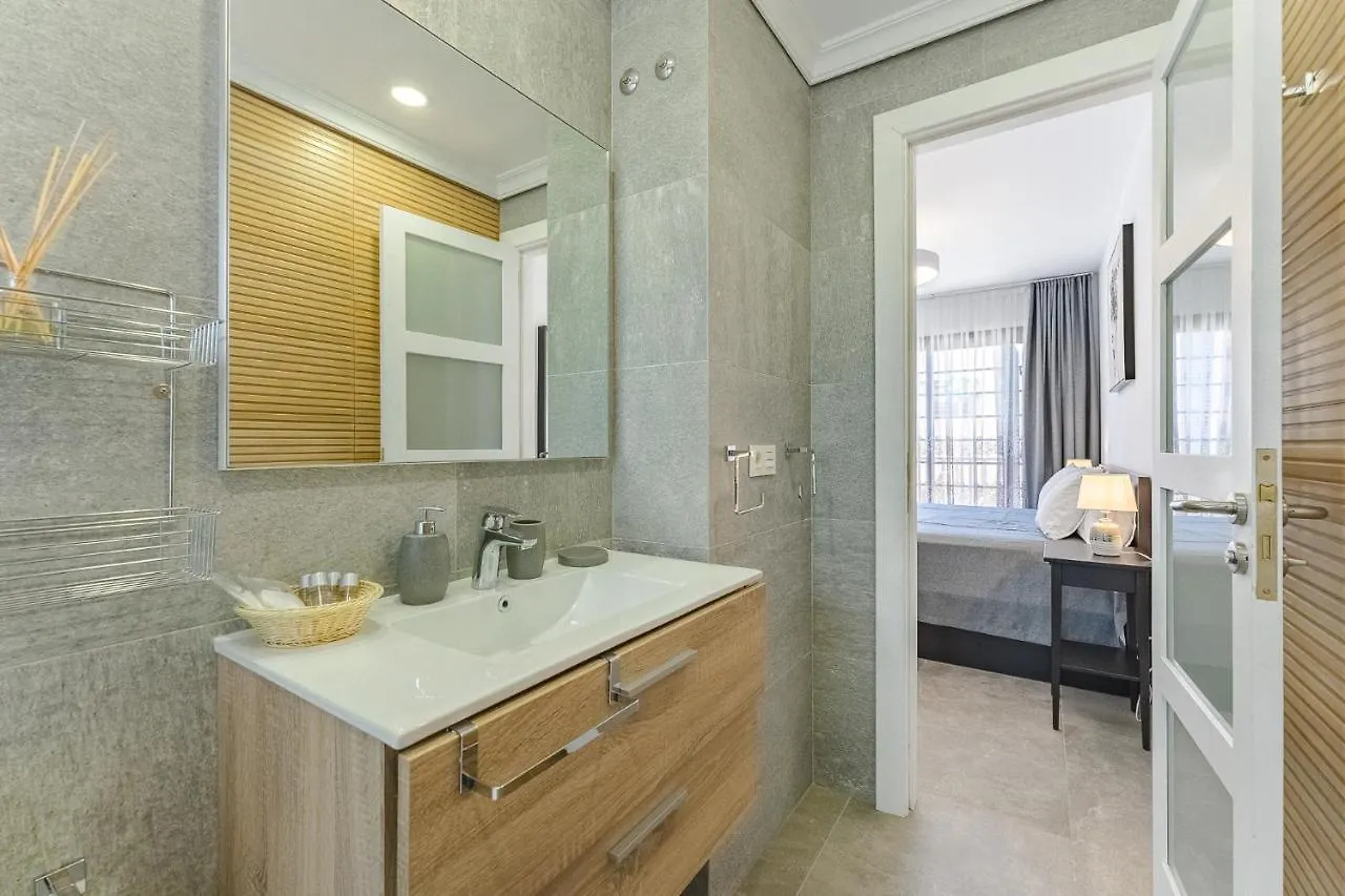 אדחה Townhouse With Three Bedrooms דירה