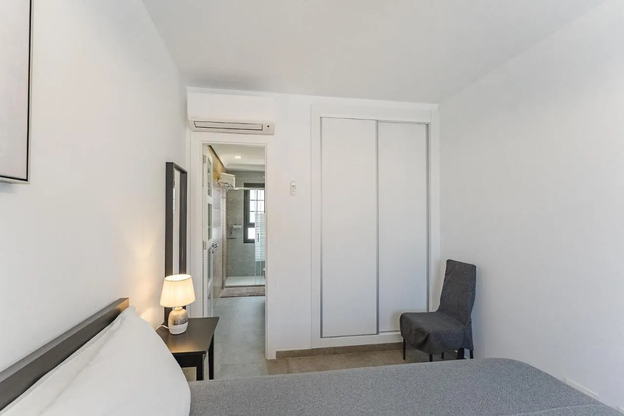אדחה Townhouse With Three Bedrooms דירה